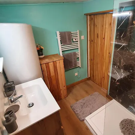 Petite * Buais-les-Monts